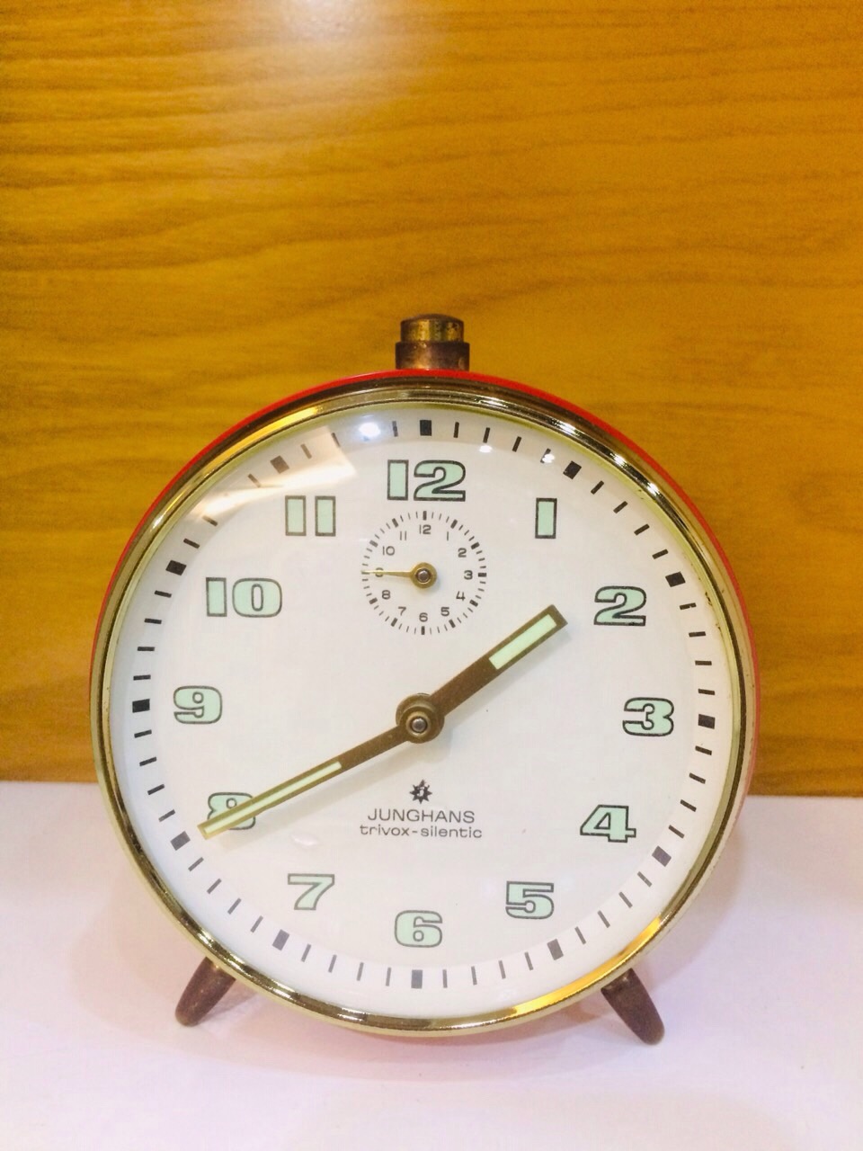Đồng hồ Junghans vỏ đỏ mới, còn cả tem mác sau máy - mã số MS772